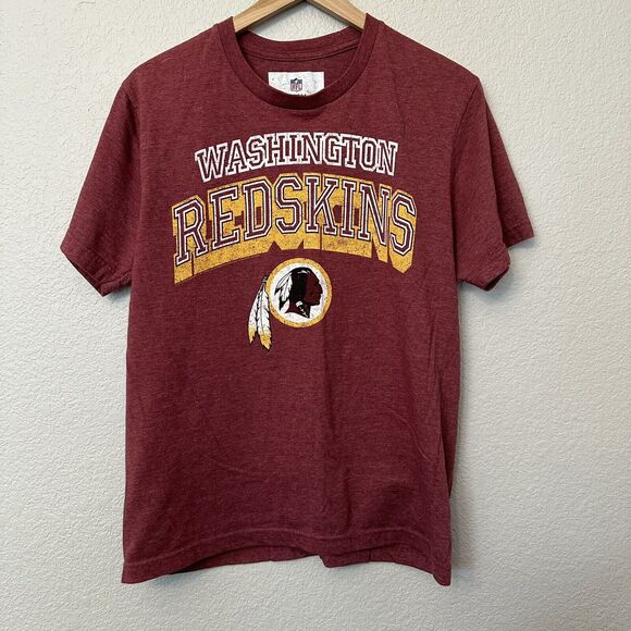 NFL Team Apparel Washington Redskins Football Red Graphic T-Shirt Men's Size M - Picture 1 of 5